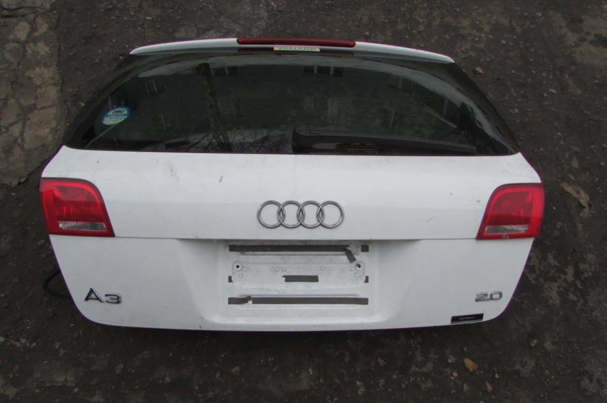 Крышка багажника Ауди а3 8p