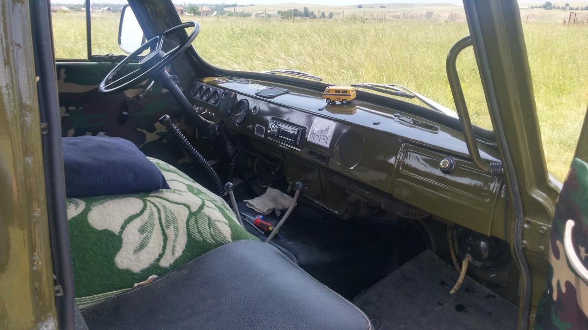 УАЗ 452 Буханка кабина