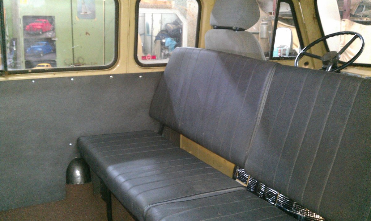 УАЗ 452 салон