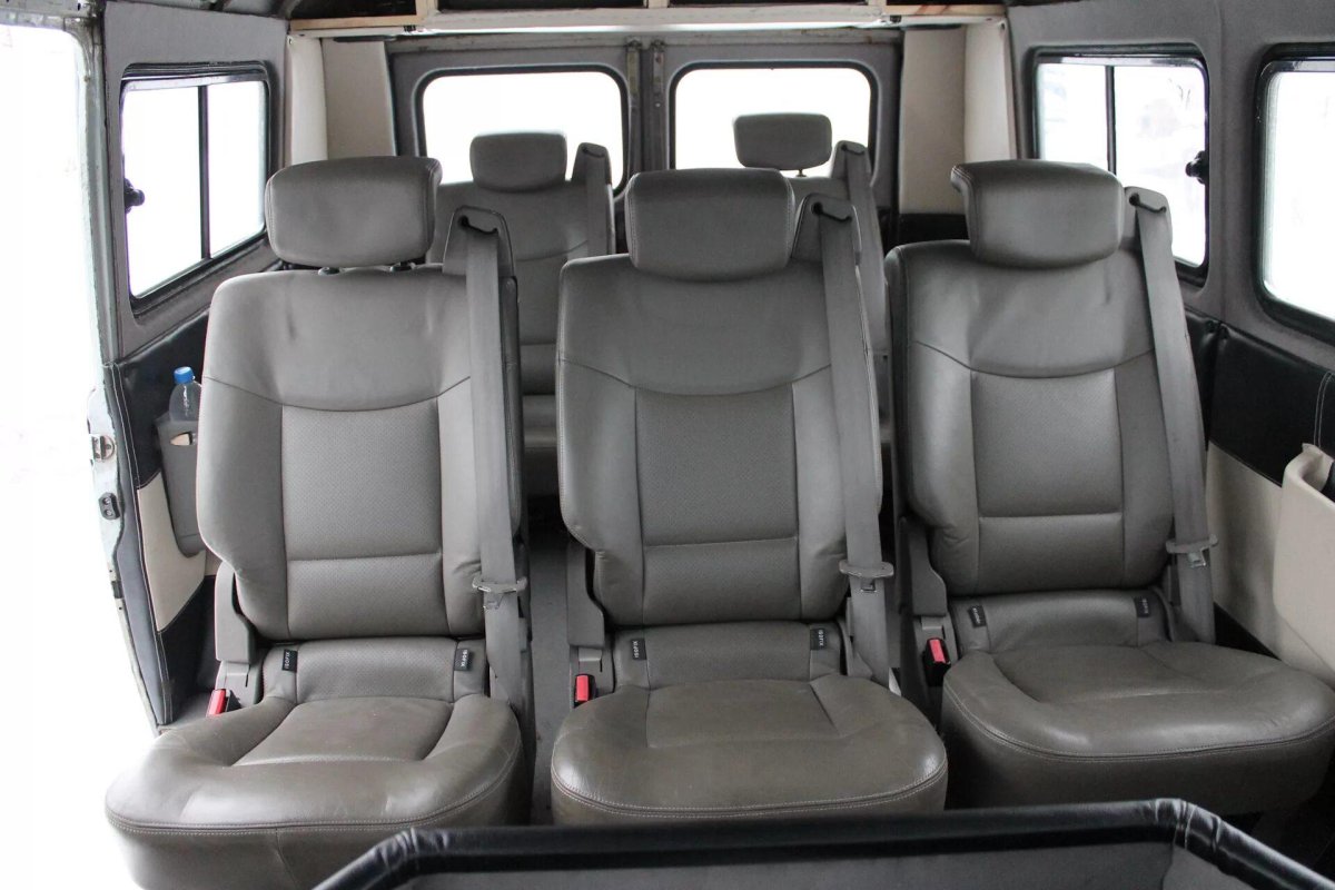 УАЗ 2206 салон 9 мест