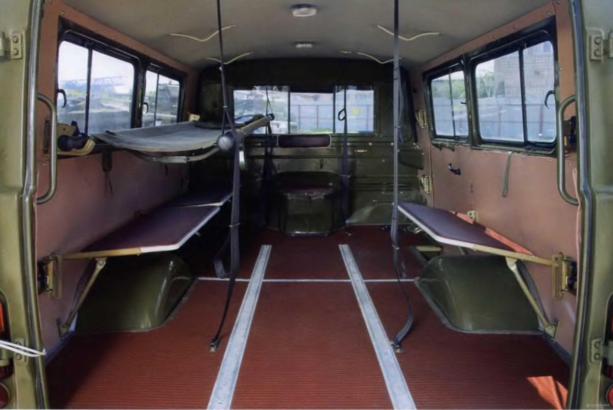 УАЗ-2206 санитарный салон