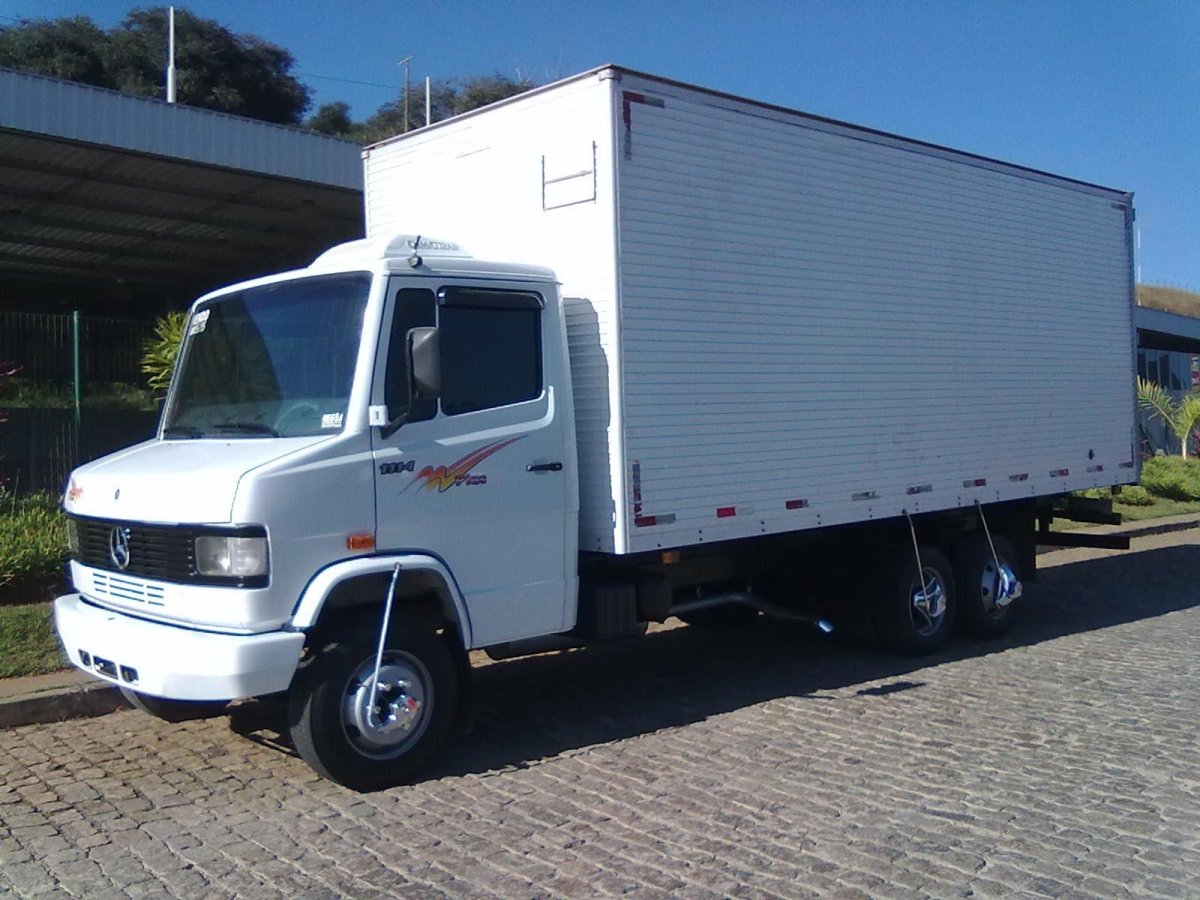 Мерседес Бенц Ln