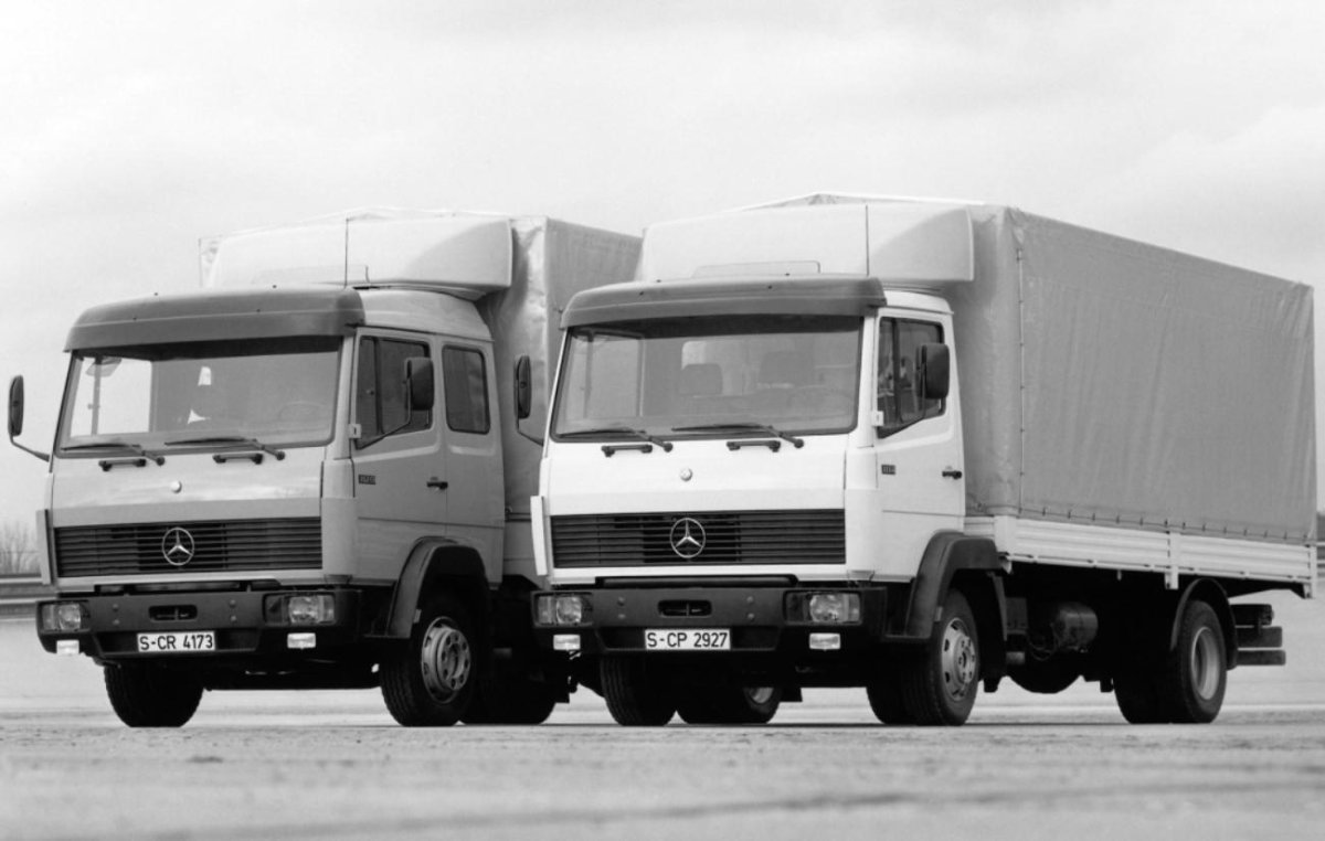 Мерседес Бенц 1114