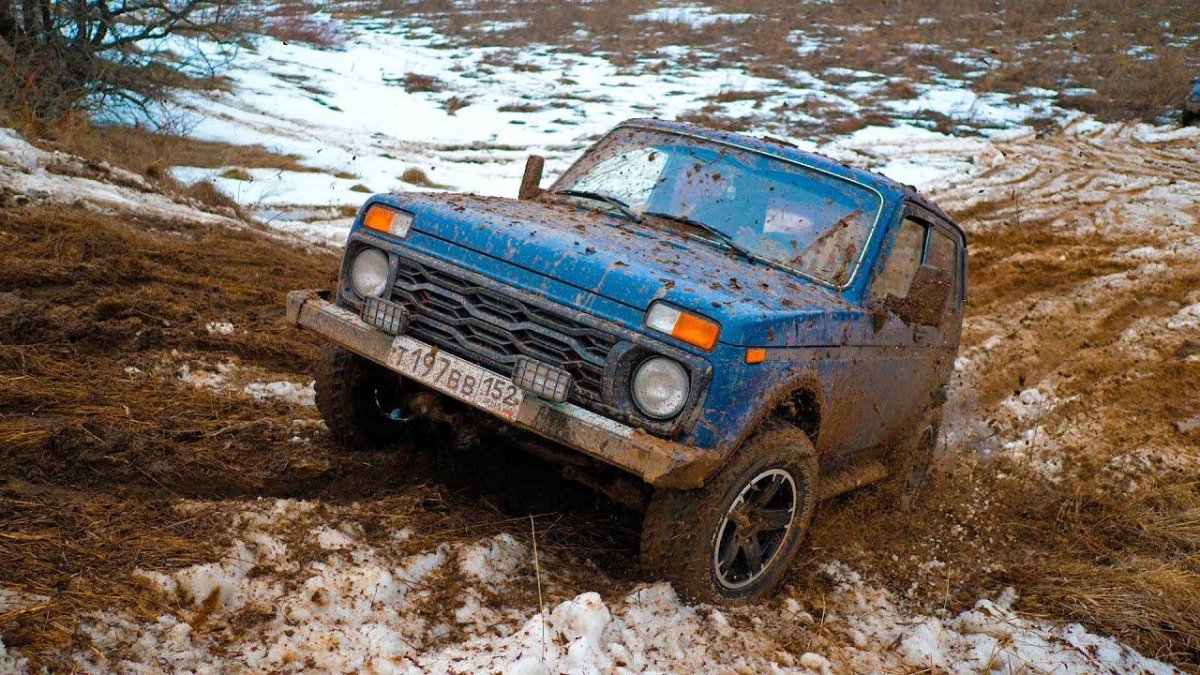 Нива против УАЗА