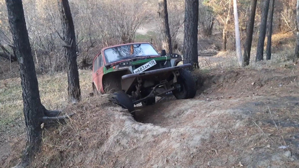 Нива на военных Мостах от УАЗА