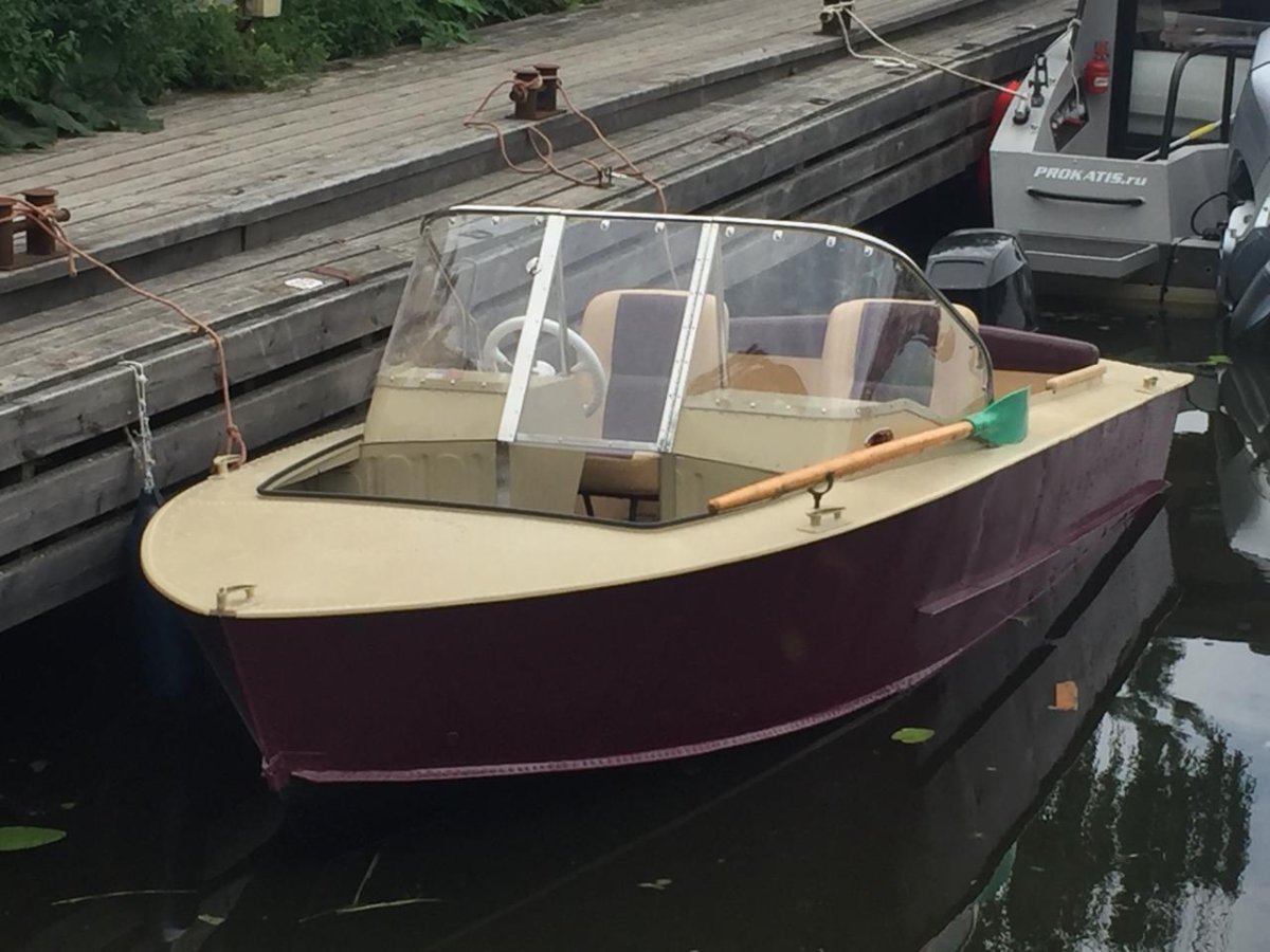 Лодка Прогресс 2м