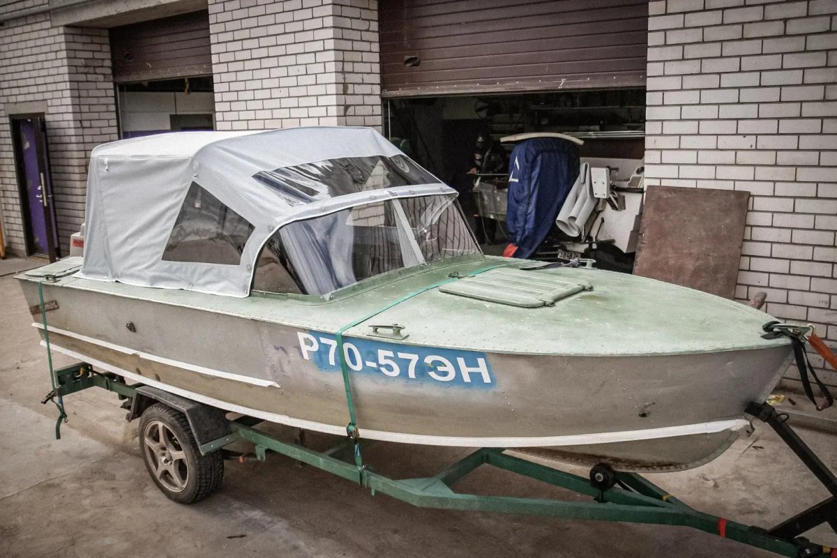 Лодка янтарь 2