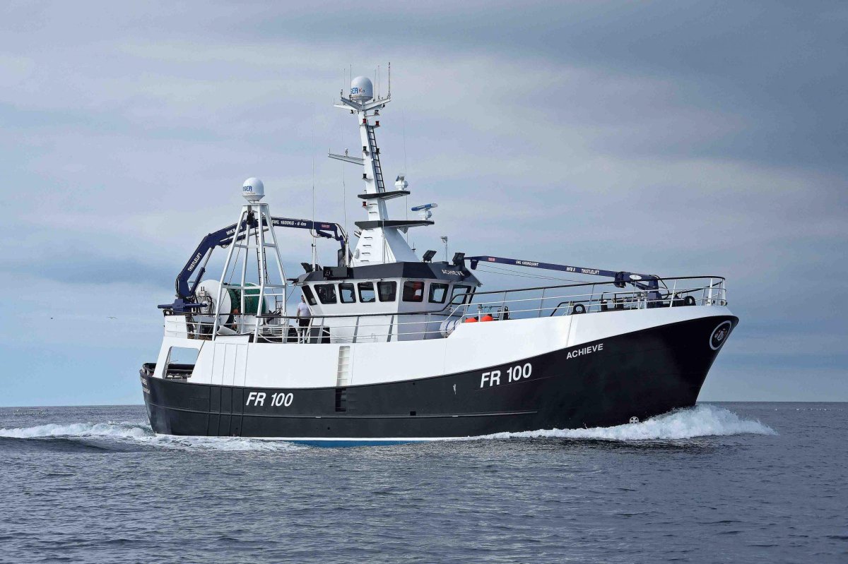 Сейнер МРС 80