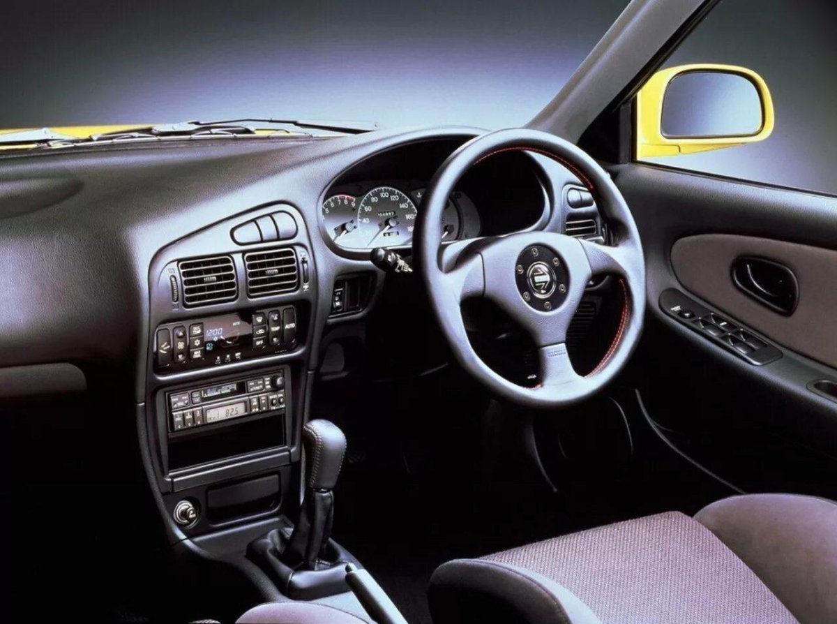 Lancer EVO 3 салон