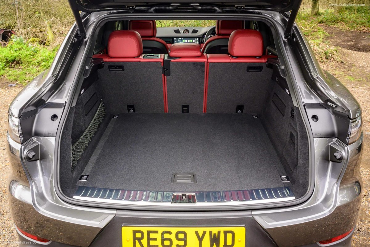 Порше Кайен купе багажник