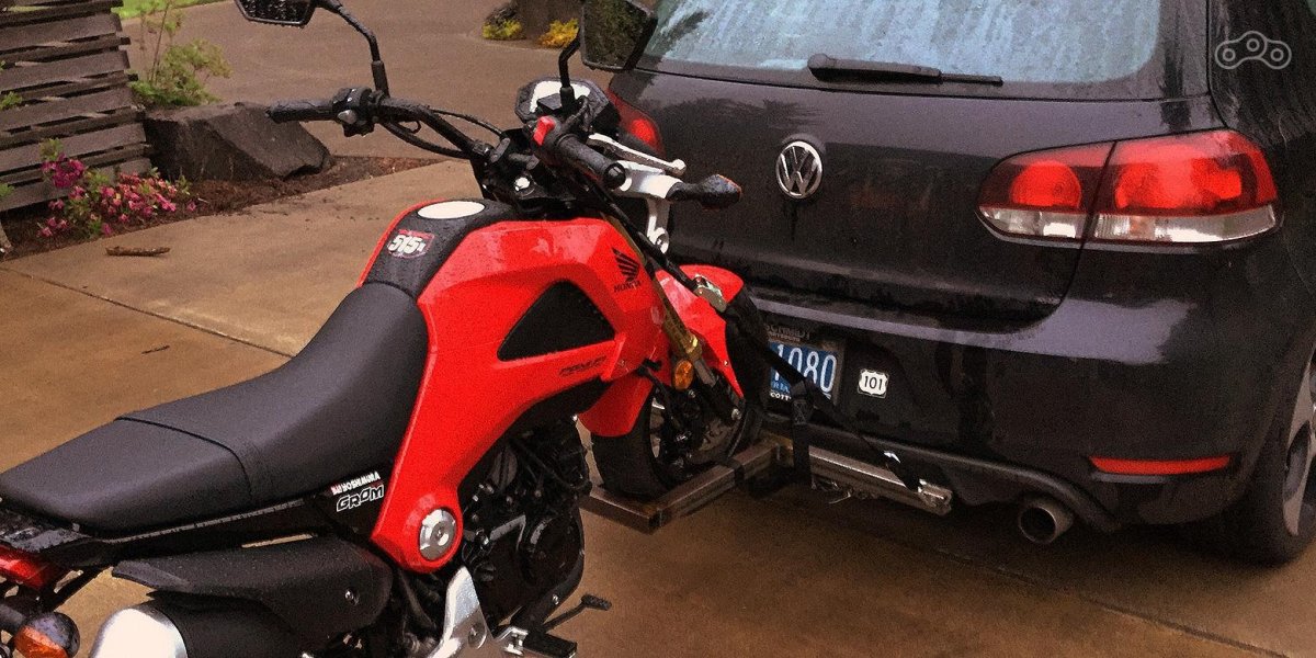 Крепление для мотоцикла на машину