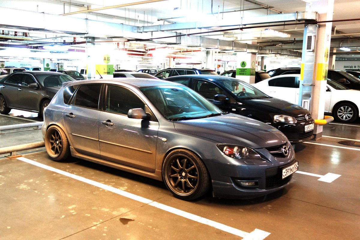 Mazda 3 BK r18 седан