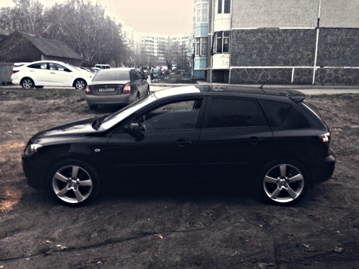 Mazda 3 на 19 дисках