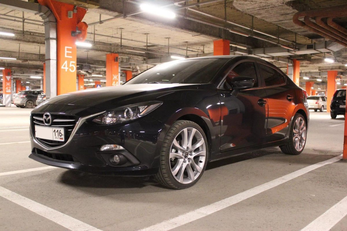 Мазда 3 БМ на 19 дисках