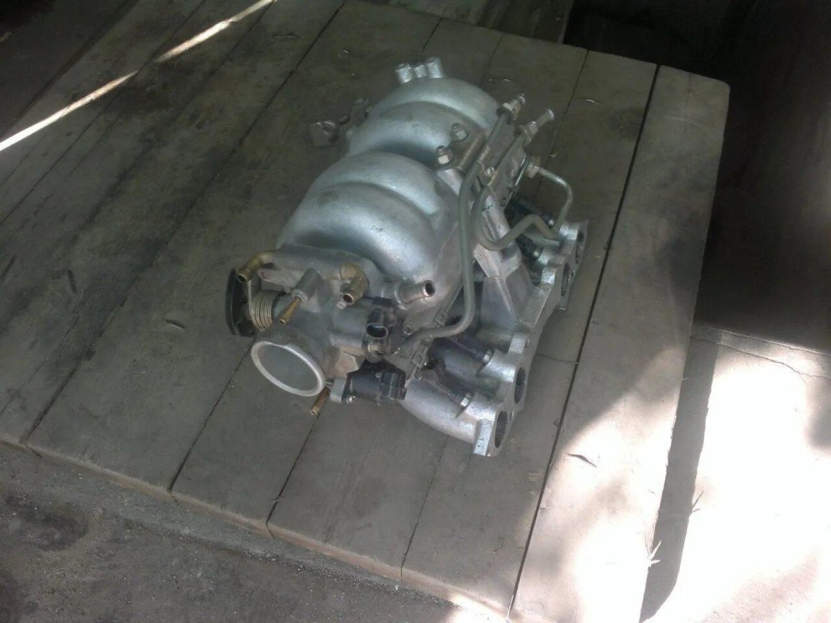 Впускной ресивер ВАЗ 2107