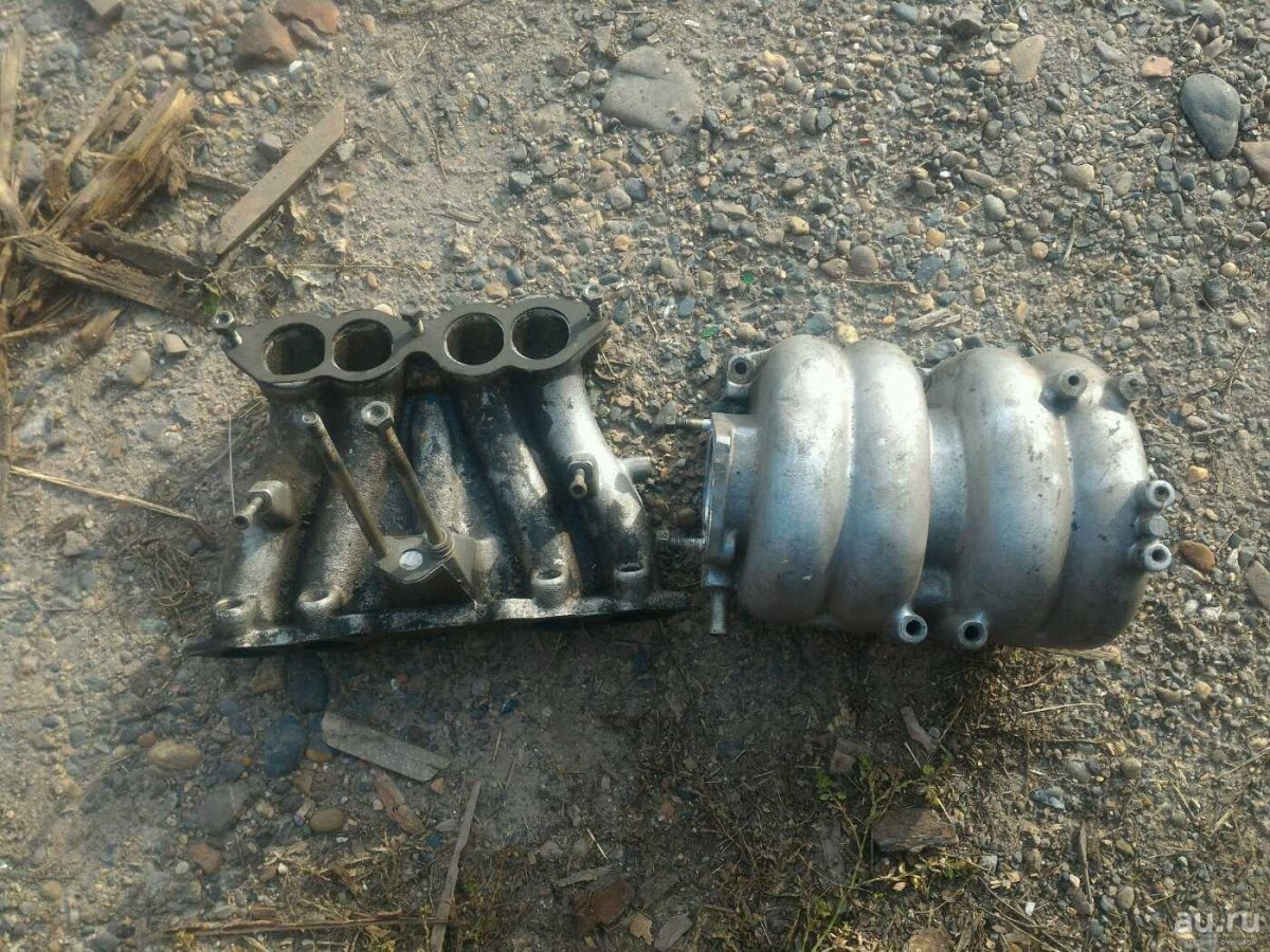 Впускной коллектор ВАЗ 2107