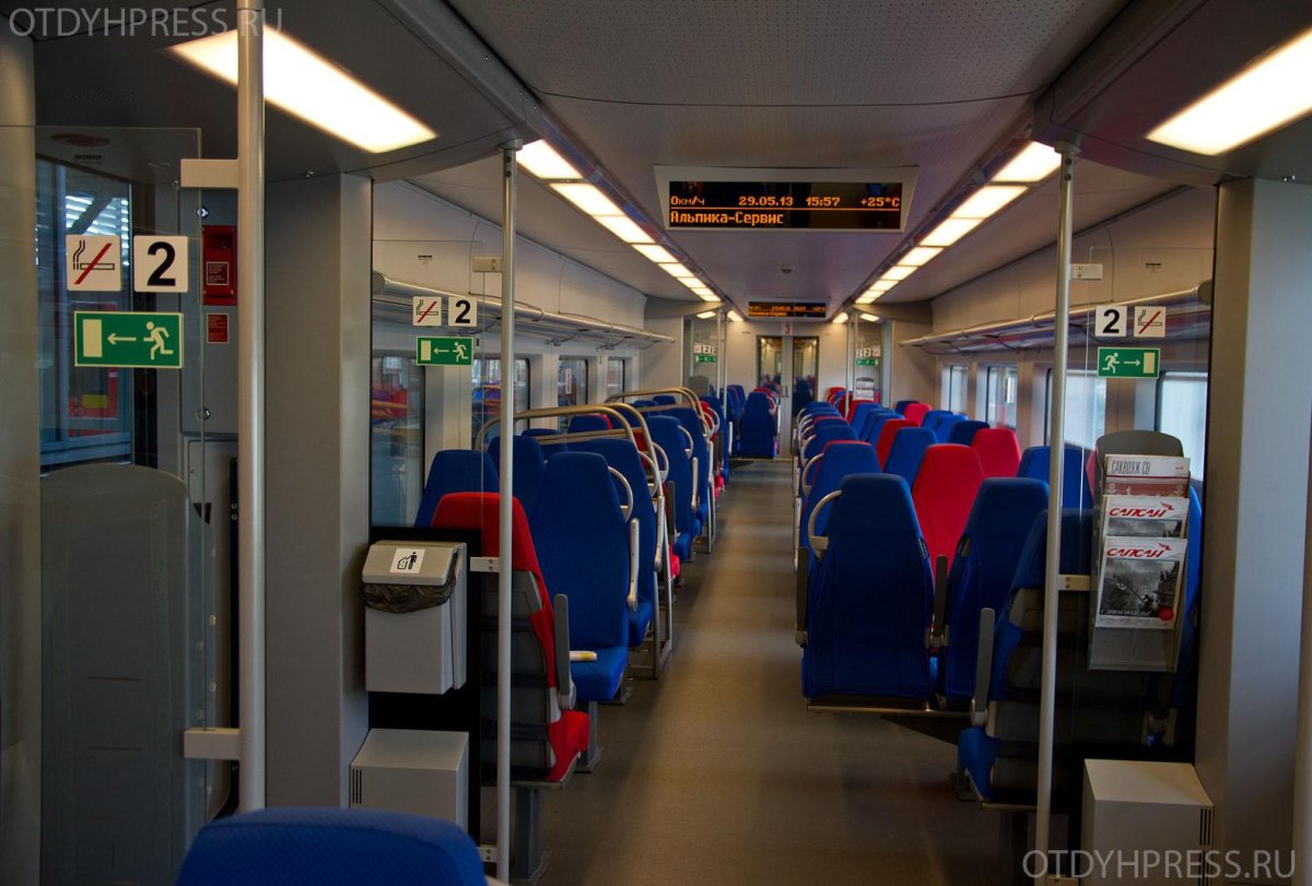 Комфорт поезд Ласточка 820
