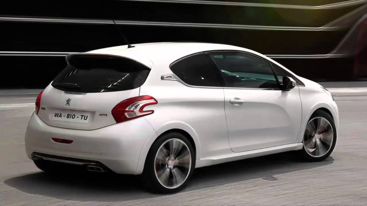 Пежо 208 GTI