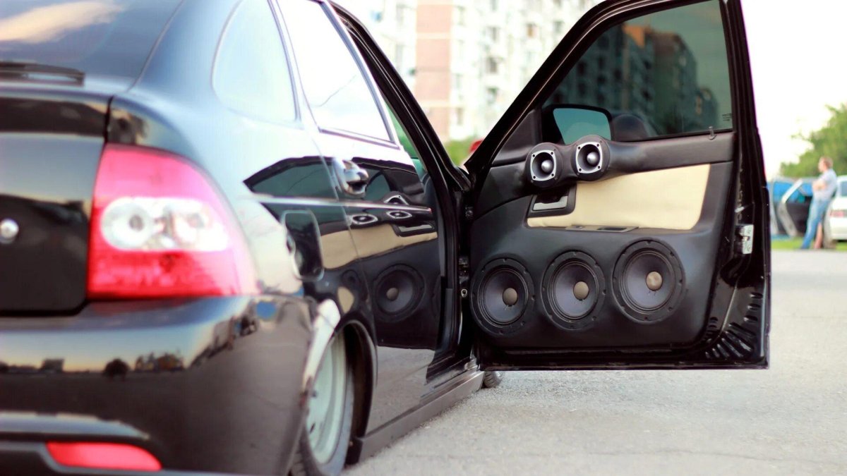 Динамики в машину альфард 6