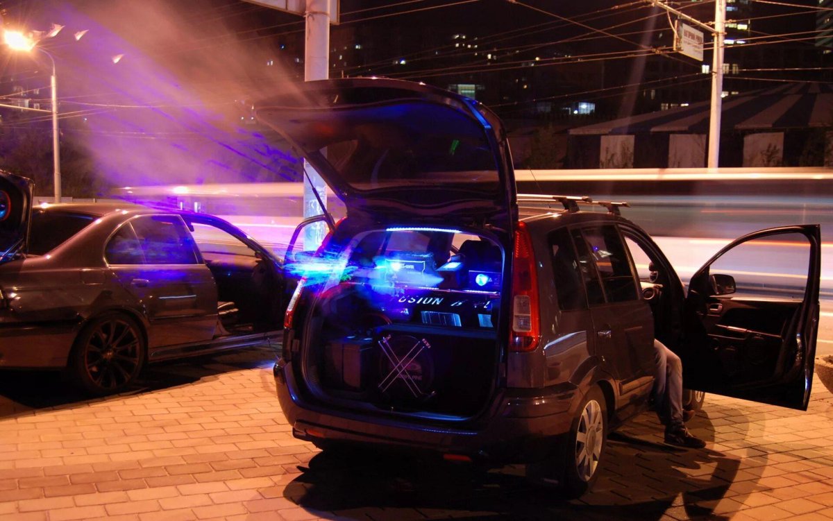 Форд Фьюжн автозвук