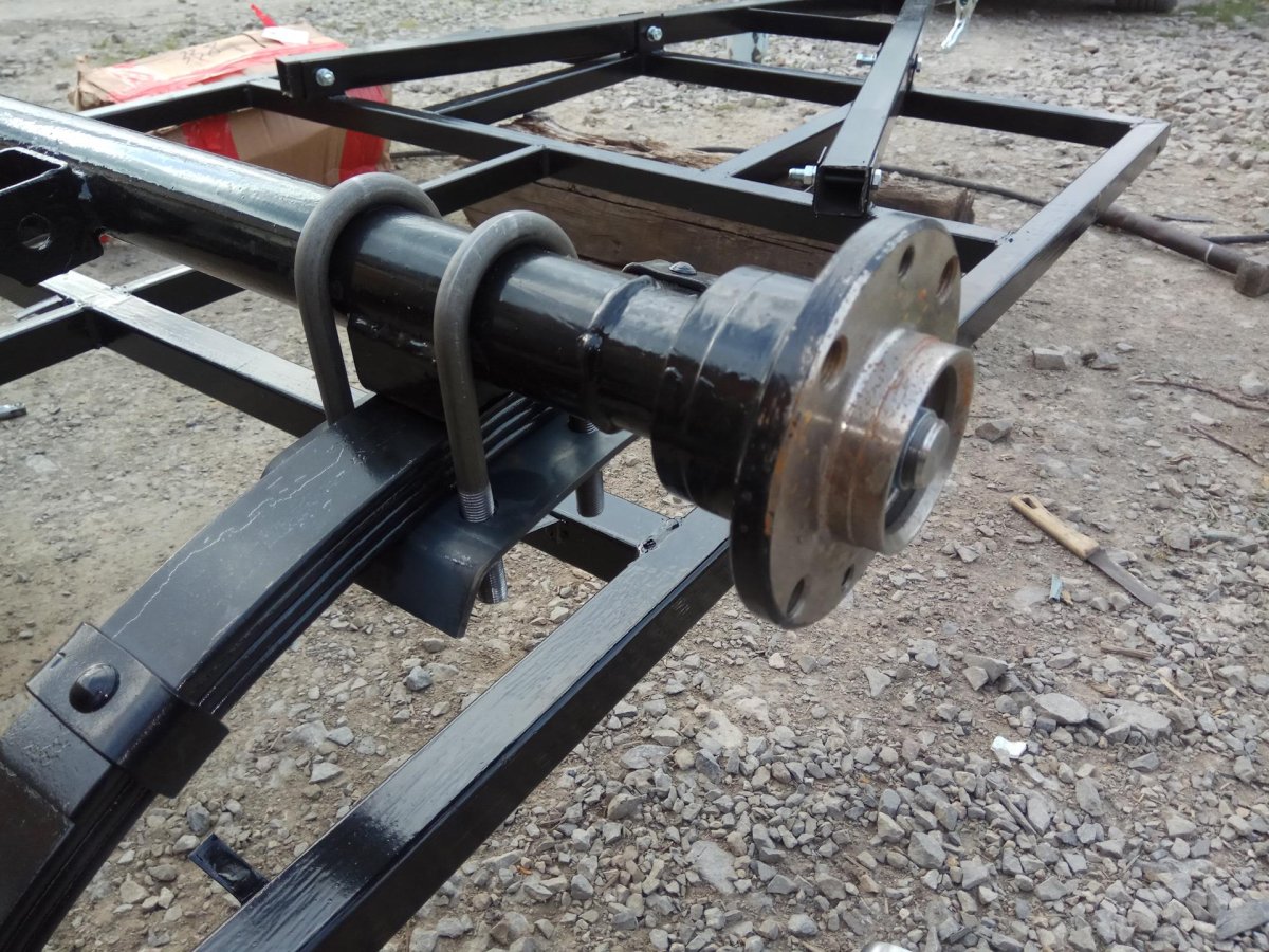 Ось прицепа 82993012410010