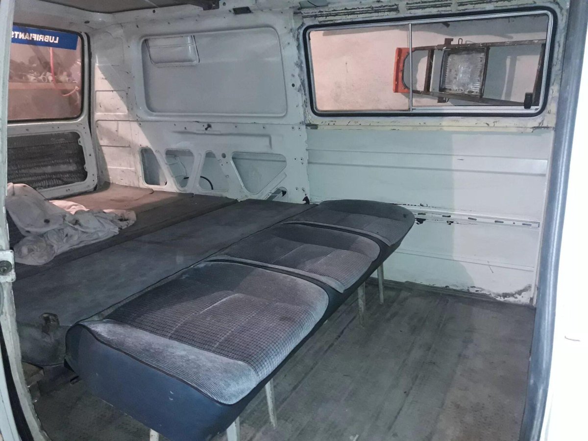 Раскладывающий диван Фольксваген Транспортер т3