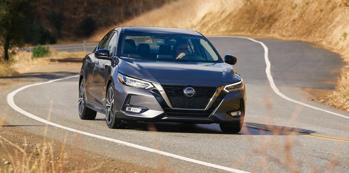 Ниссан Сентра 2022