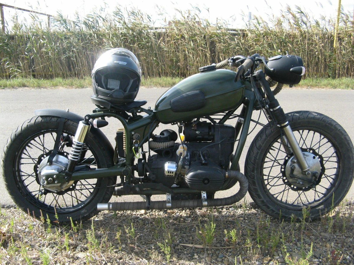 Bobber мотоцикл Урал