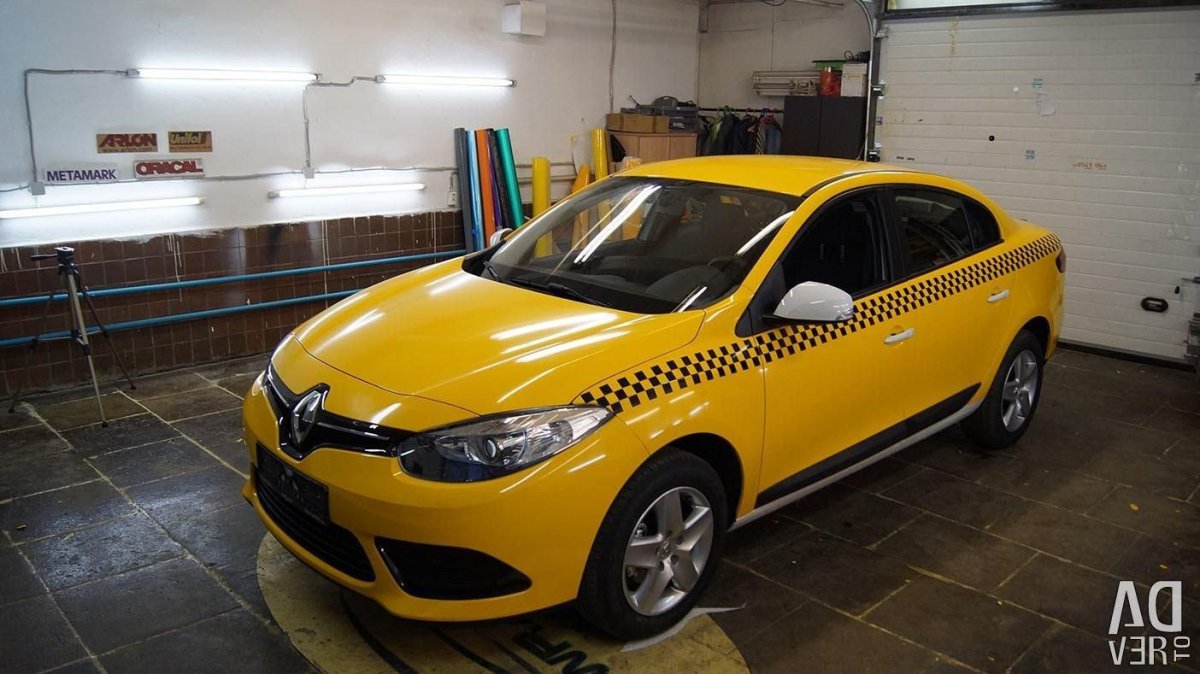 Renault Fluence такси