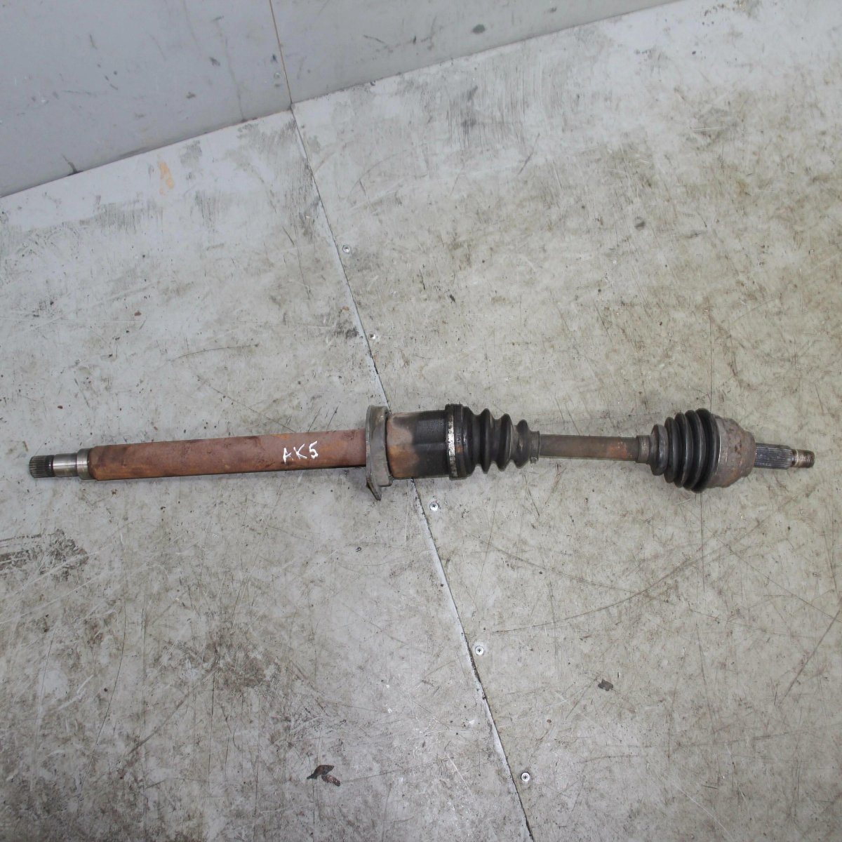 Сальник переднего левого привода Jaguar x-Type AWD