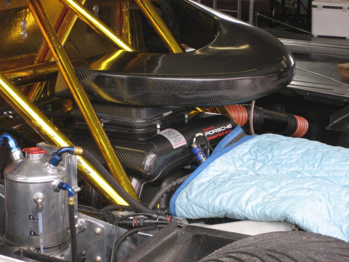 Porsche engine gearbox