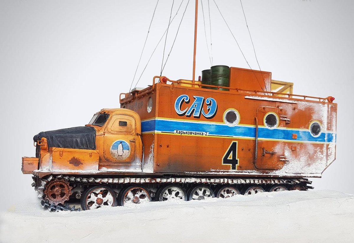 Харьковчанка антарктический вездеход