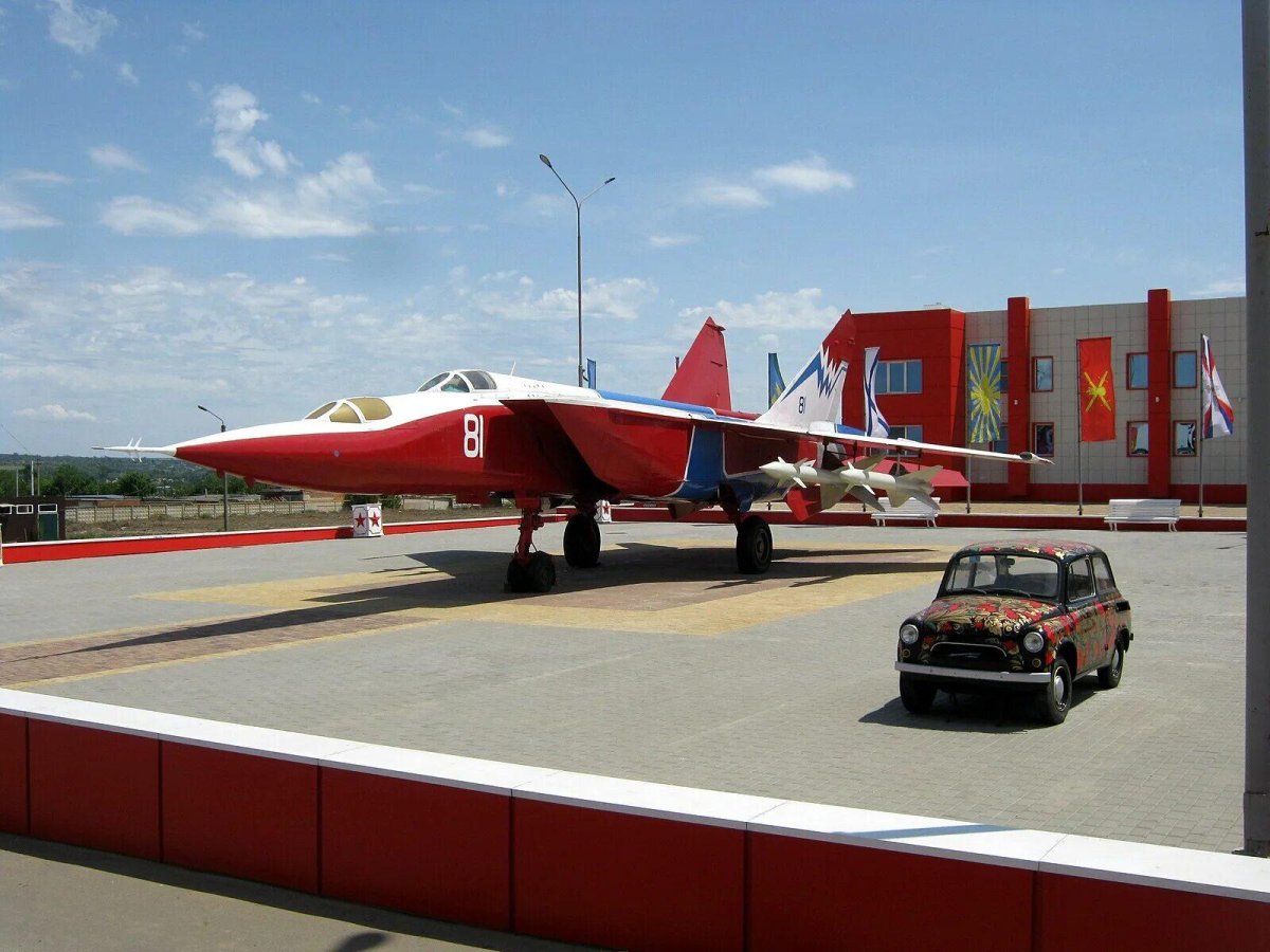 Каменск-Шахтинский музей военной техники
