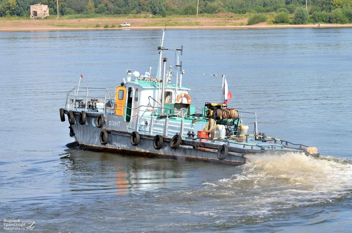 Катер костромич т-63