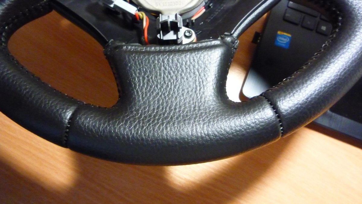 Обтяжка руля каучуковым материалом