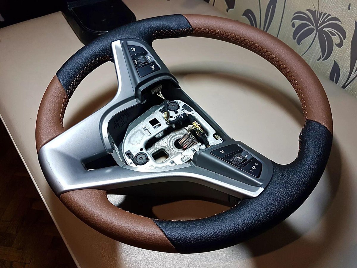 Кожаный руль