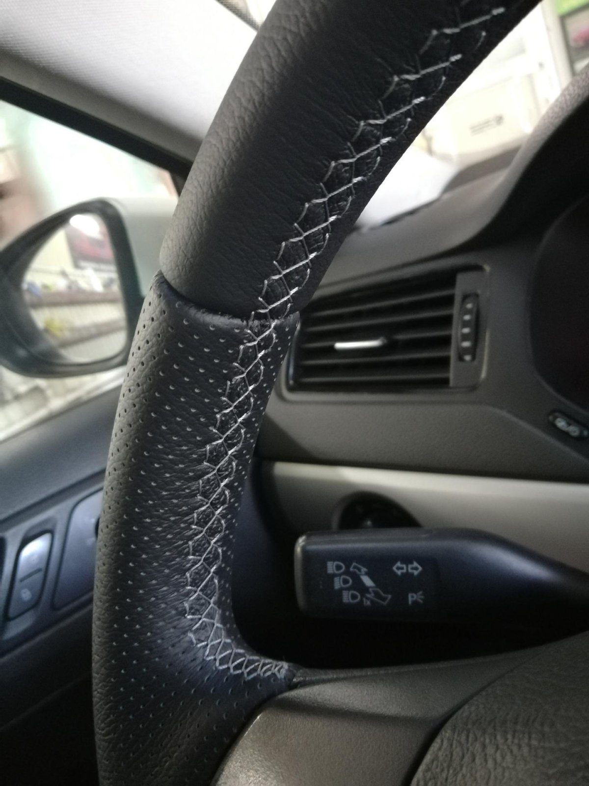 Jetta 6 обшивка руля