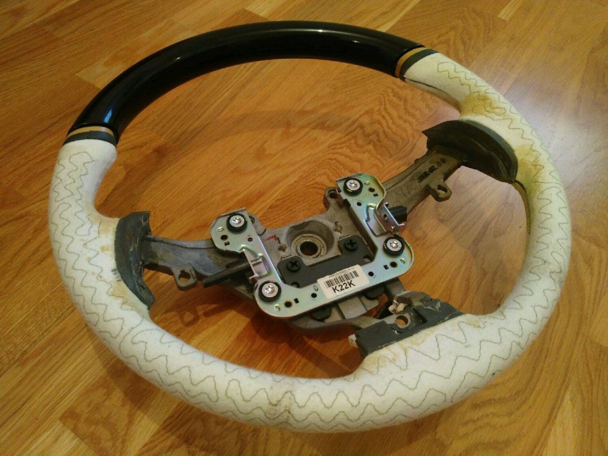 Обтяжка руля натуральной кожей