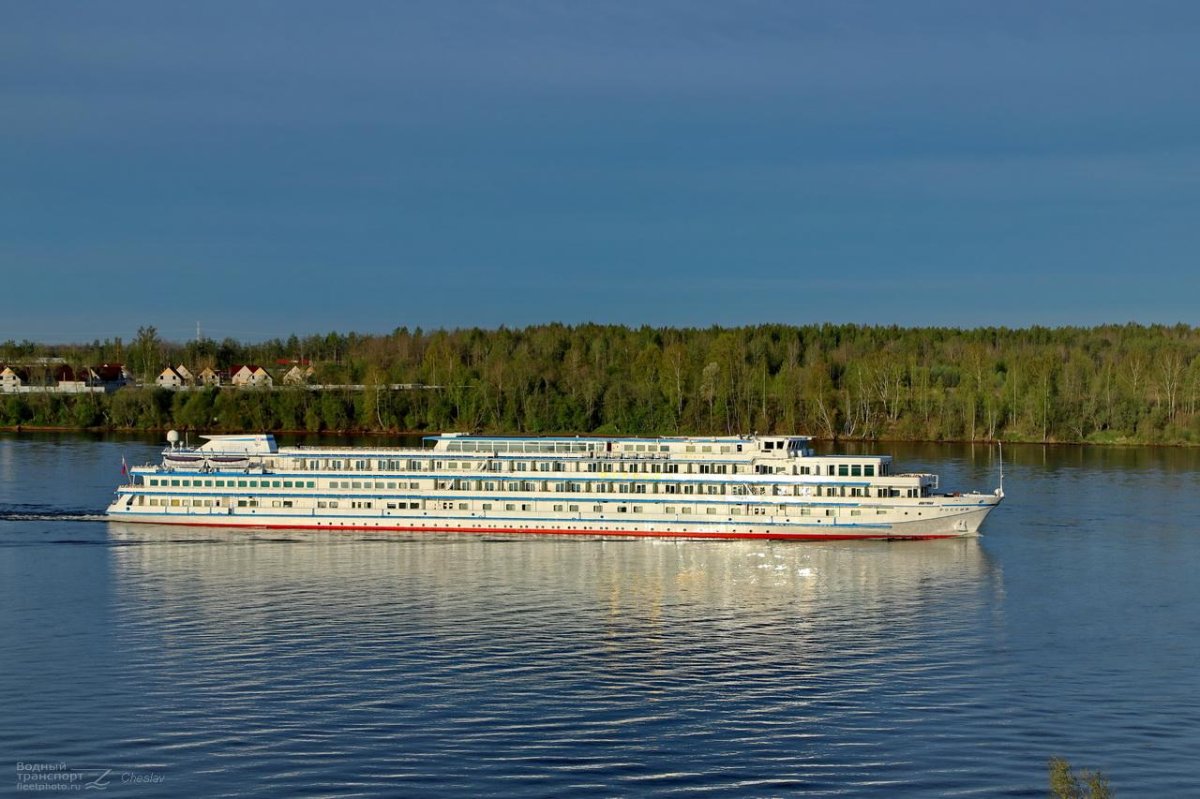 Дмитрий Фурманов Тип речных судов