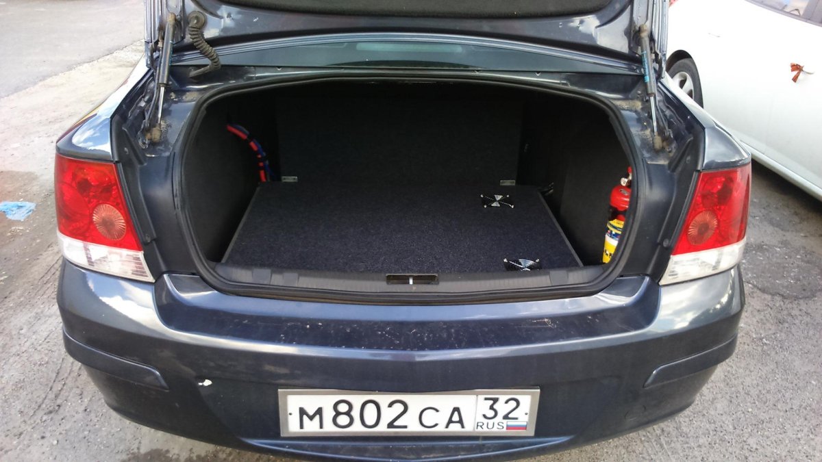 Фальшпол Opel Astra h