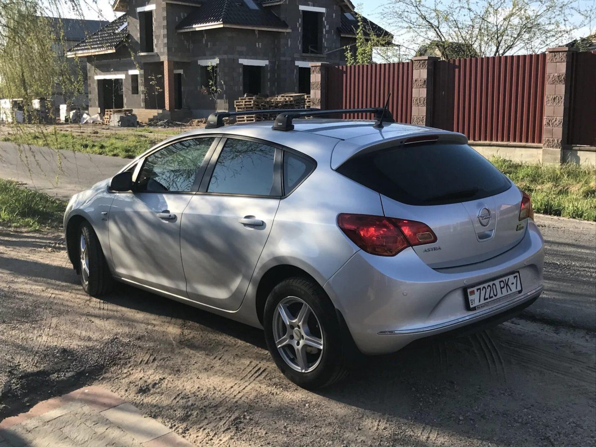 Рейлинги на Опель Астра j хэтчбек