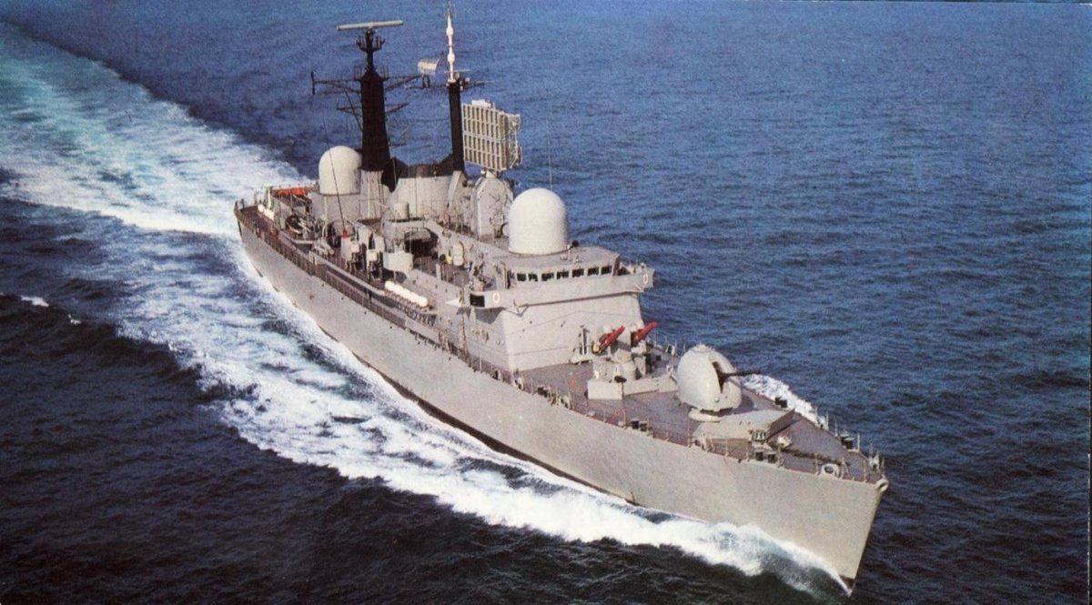 Генерал Бельграно крейсер