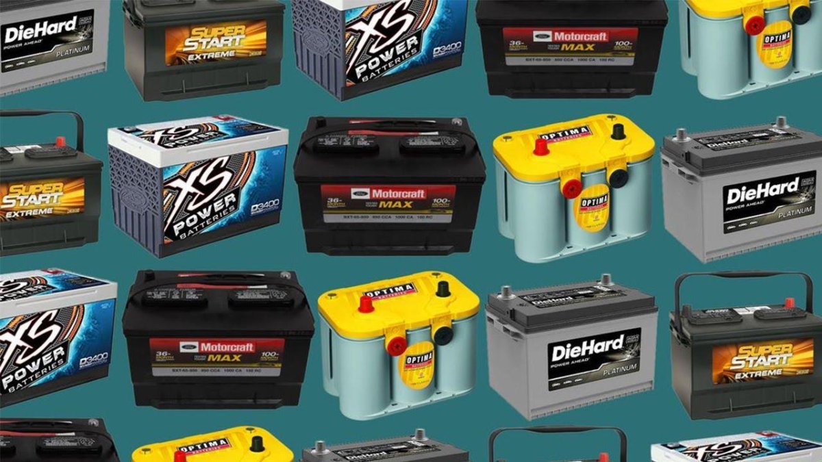 Автомобильный аккумулятор фото