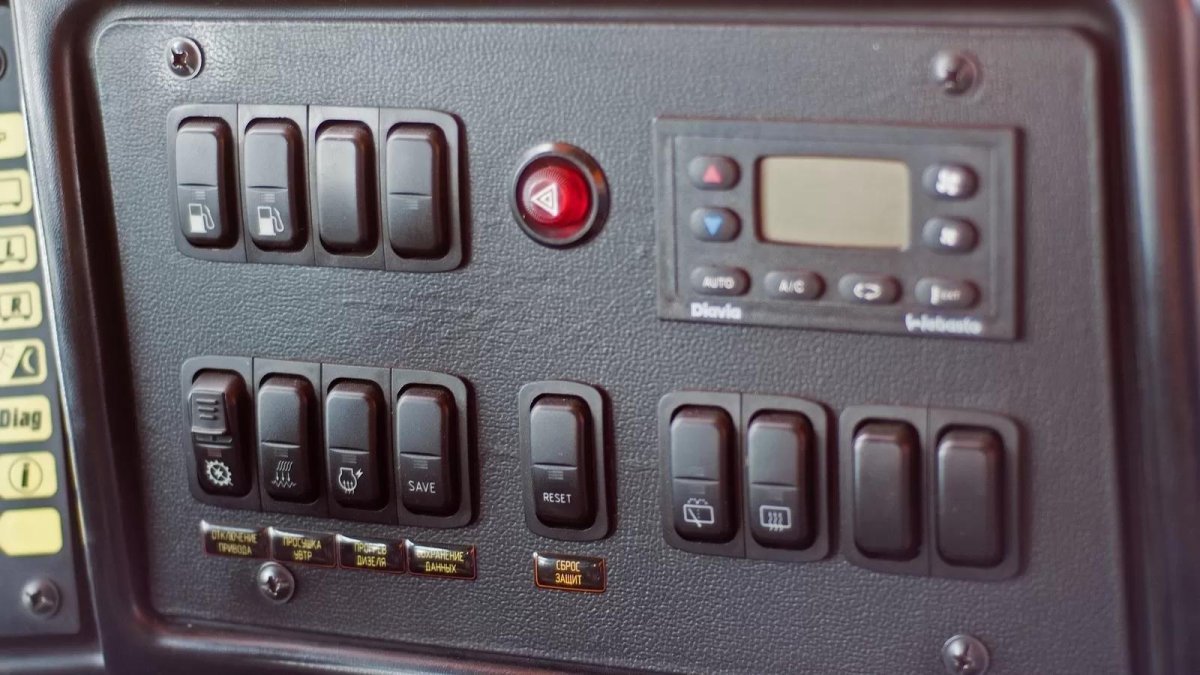 Кабина БЕЛАЗ 75131