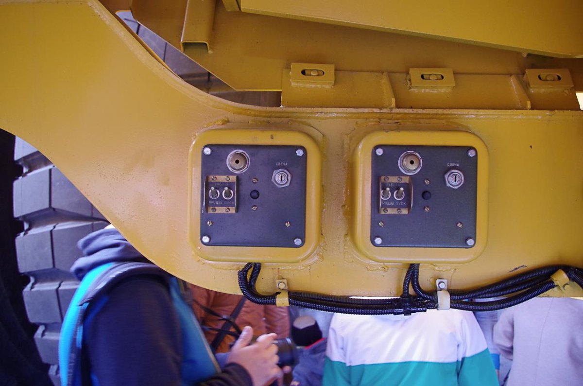 Кабина БЕЛАЗ 75131