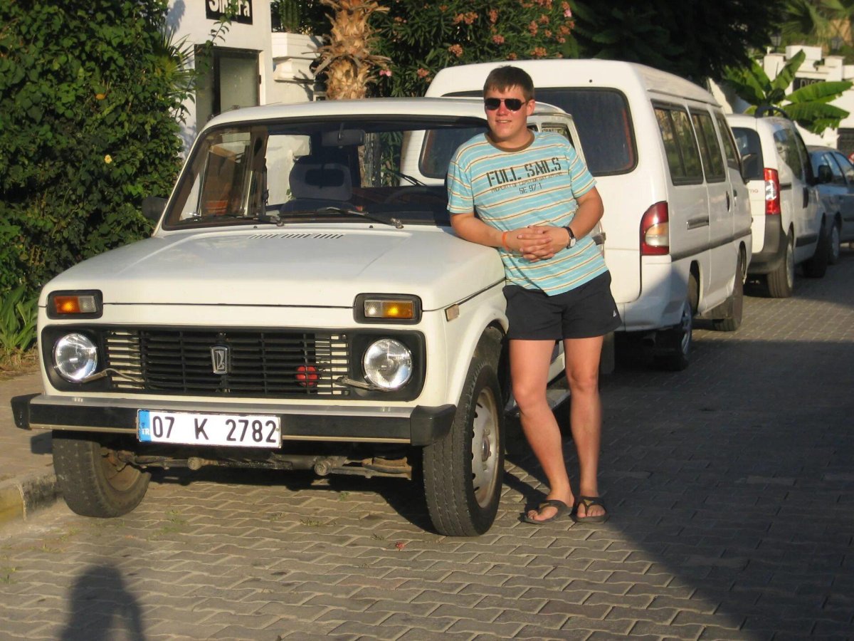 Нива за границей