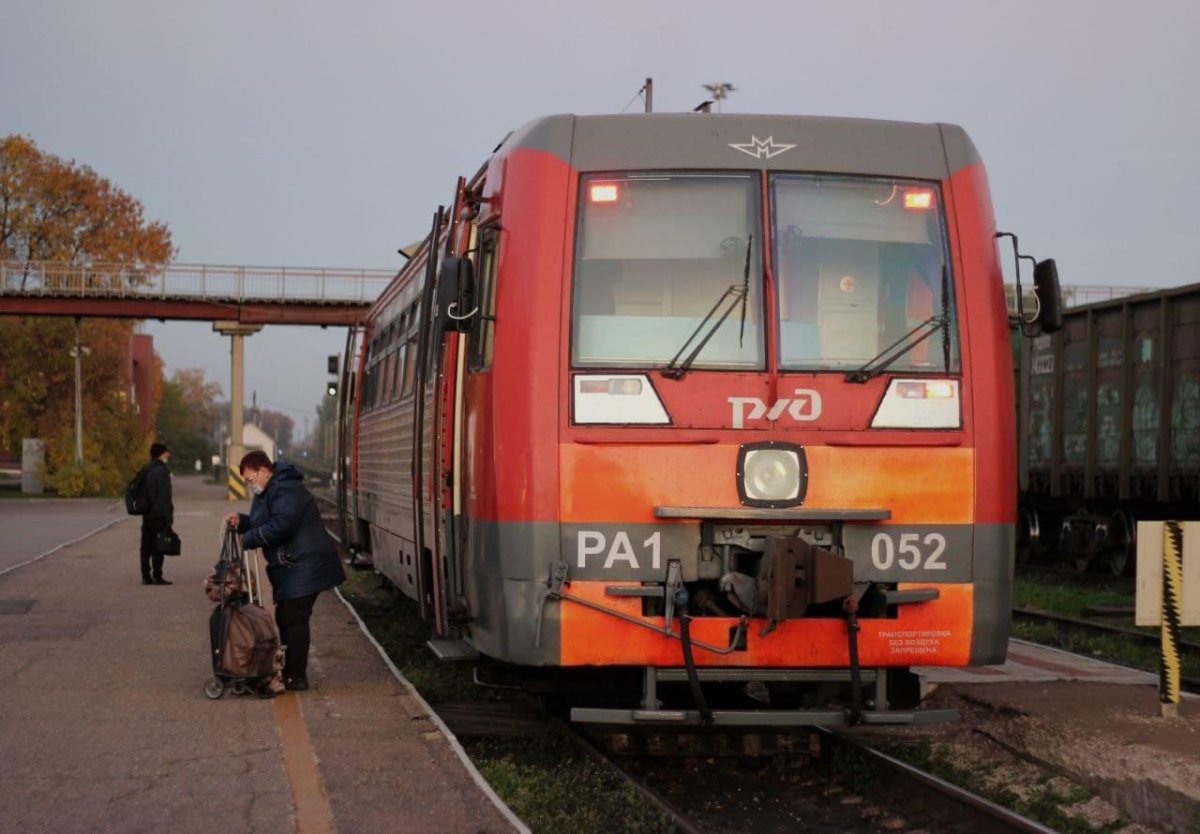 Движения пригородного поезда Великие Луки