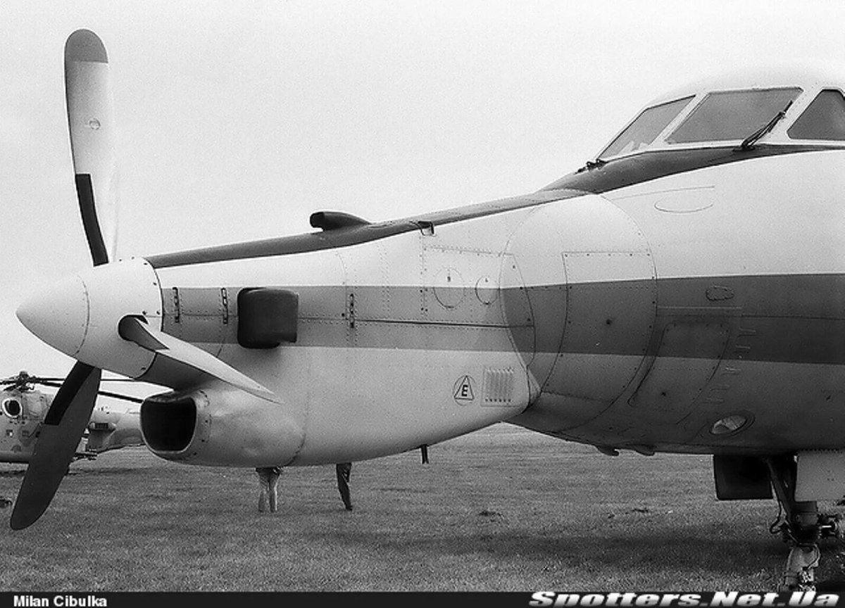 Летающая лаборатория як-40