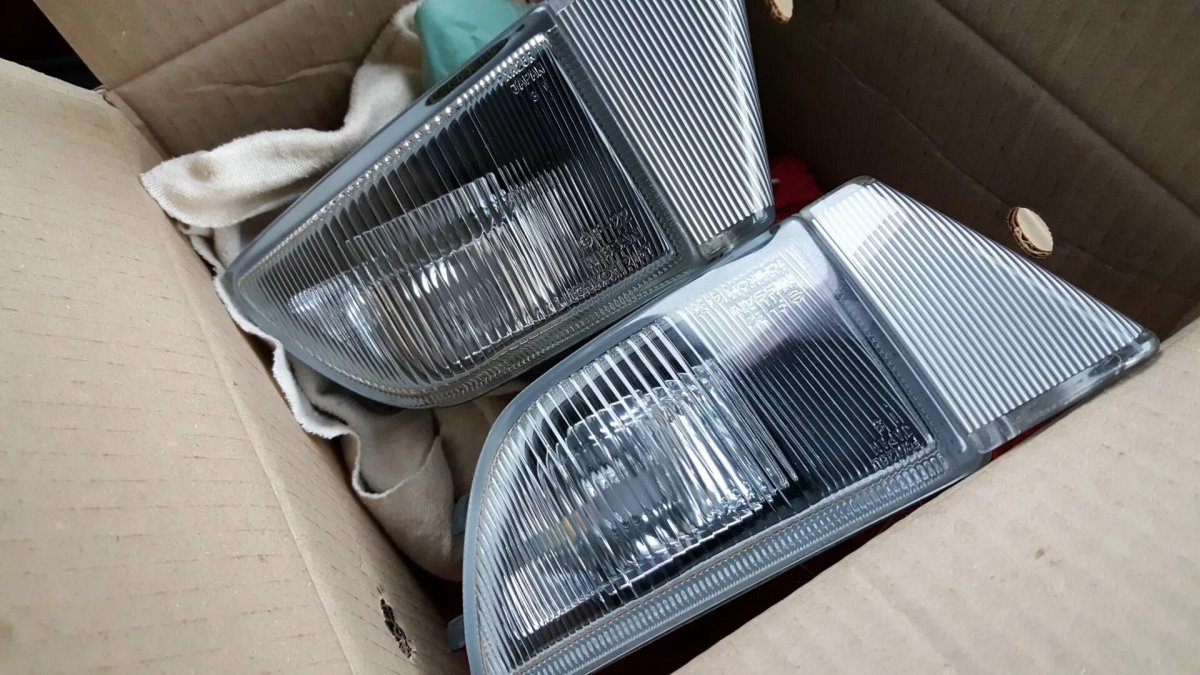 Противотуманные фары Ниссан Цефиро а32