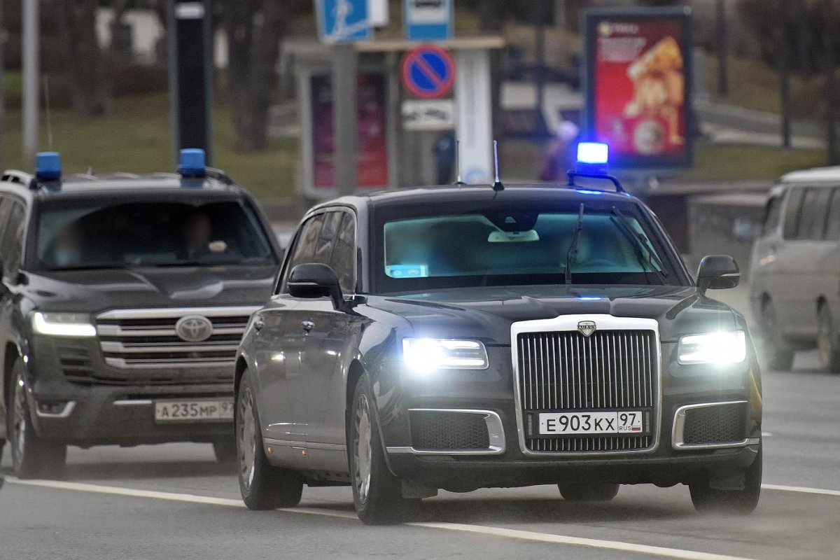 АМР 001 77 Аурус